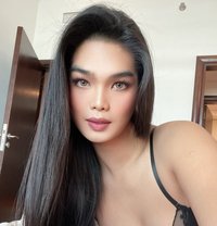 TASTE MY CUMMMMMMMMM - Transsexual escort in Manila Photo 1 of 25