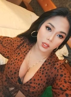 Taste My Home Town Cum - Acompañantes transexual in Manila Photo 3 of 5