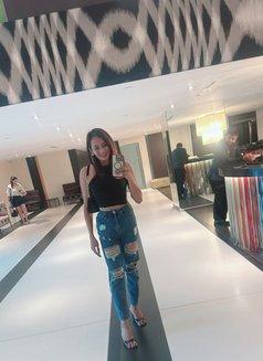 Taste the Forbidden Fruit - Acompañantes transexual in Makati City Photo 3 of 6