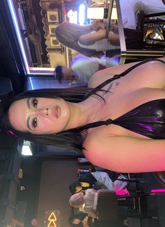 Tasty Paula - Acompañantes transexual in Hong Kong Photo 7 of 12