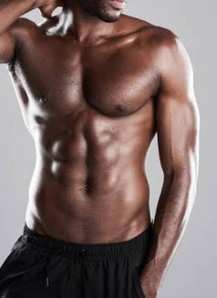 TastyCorn - Agencia de acompañantes masculinas in Nairobi Photo 3 of 5