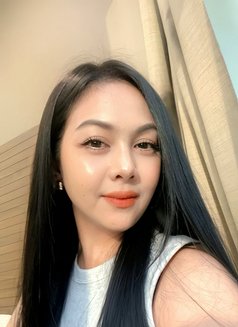 Tasya - puta in Singapore Photo 7 of 7