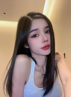 TaTa BigDick - Acompañantes transexual in Riyadh Photo 15 of 15