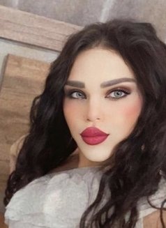 Tatianna Lebanon مربربة - Transsexual escort in Dubai Photo 6 of 10