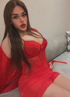 Tati Queen - Transsexual escort in Dubai Photo 2 of 11