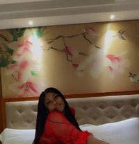 Tatiana - puta in Guangzhou