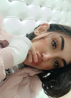 Tatiana - Transsexual escort in Beirut Photo 1 of 6