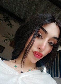 Tatiana - Transsexual escort in Beirut Photo 5 of 6