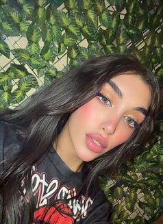 Tatiana - Transsexual escort in Beirut Photo 6 of 13