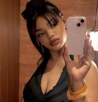 Tatiana - puta in Hong Kong