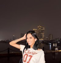 Tattooed Petite Versa in Saigon - Acompañantes transexual in Ho Chi Minh City Photo 5 of 10