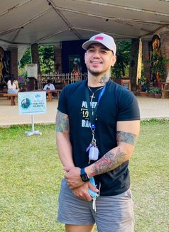 TattooGuy143 - Acompañantes masculino in Manila Photo 3 of 5
