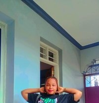 Tatty Myra - puta in Nairobi