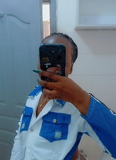 Tatiana - puta in Nairobi Photo 3 of 4
