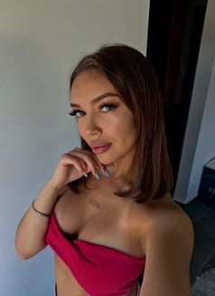 Tatyana - escort in Dubai Photo 4 of 9