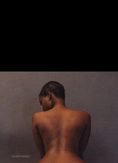 Taurus - puta in Bangkok Photo 2 of 2