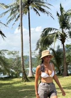 Tawan - masseuse in Pattaya Photo 3 of 9