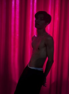 Tawan - Masajista in Pattaya Photo 2 of 7