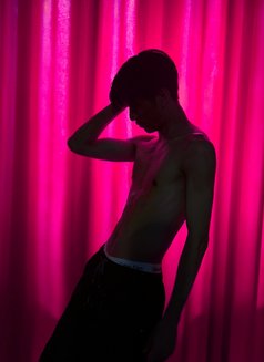 Tawan - Masajista in Pattaya Photo 4 of 7