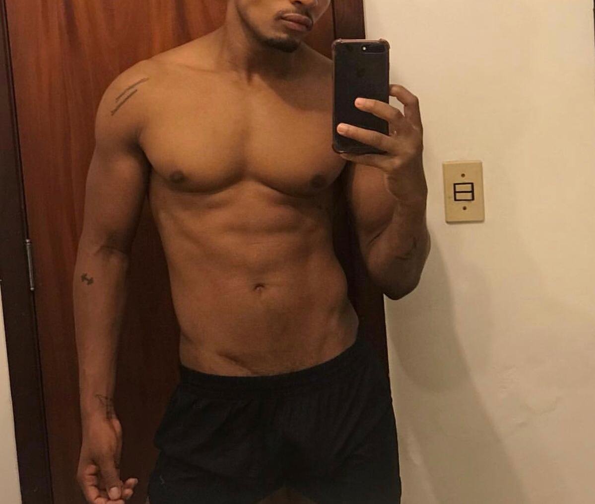 Cuba Male Escort