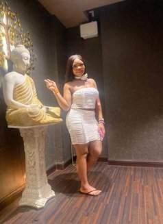 Extra - escort in Navi Mumbai Photo 2 of 4