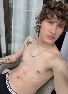 Taylor - Male escort in Johannesburg Photo 6 of 8