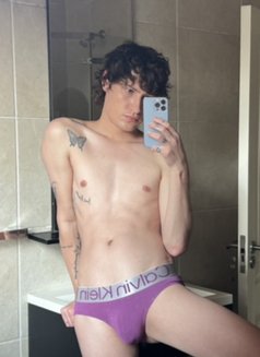 Taylor - Male escort in Johannesburg Photo 7 of 8