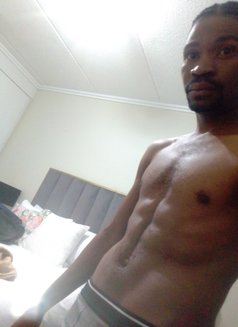 Taylor - Male escort in Johannesburg Photo 13 of 15