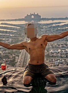 Teddy 🧸 - Male escort in Abu Dhabi Photo 1 of 6