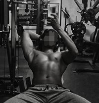 Teddy 🧸 - Male escort in Abu Dhabi