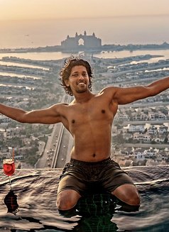 Teddy 🧸🧿 - Male escort in Sharjah Photo 1 of 6