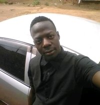 Teddy - masseur in Nairobi