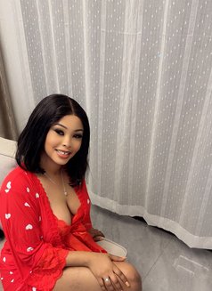 Tee Tiana - masseuse in Nairobi Photo 1 of 7