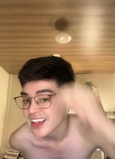 Teejay - Male escort in Bangkok Photo 1 of 6