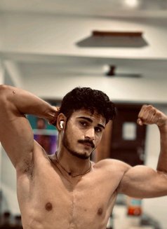 Teen Ager - Male escort in New Delhi Photo 6 of 6