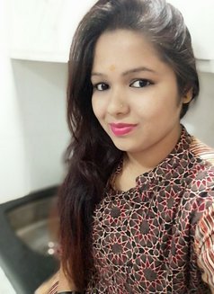 Teen Bhabhi - puta in Chandigarh Photo 2 of 5