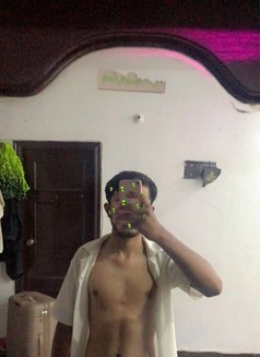 Teen Bull19 - Acompañantes masculino in Islamabad Photo 2 of 7