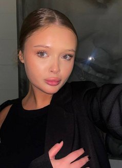 Teen Camila Baby Face - escort in Dubai Photo 10 of 16
