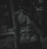 Teen Female and Couple - Acompañantes masculino in Lucknow