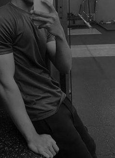 Teen Female and Couple - Male escort in Lucknow Photo 2 of 4