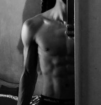 Teen Female and Couple - Acompañantes masculino in Lucknow