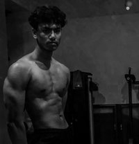 Teen Female and Couple - Male escort in Lucknow