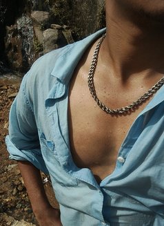 Teen Student Banglore - Male escort in Bangalore Photo 5 of 7