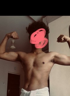 Teen Student Banglore - Male escort in Bangalore Photo 7 of 7