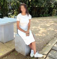 Teen Uni Girl Ambitious & Genuine - escort in Colombo