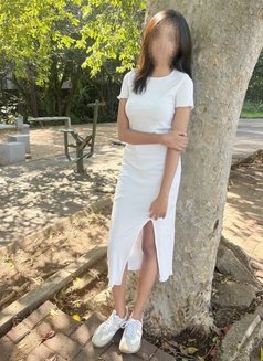 Teen Uni Girl Ambitious & Genuine - escort in Colombo Photo 2 of 2