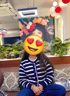 Teena Independent - puta in New Delhi Photo 2 of 4