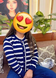 Teena Independent - puta in New Delhi Photo 3 of 4