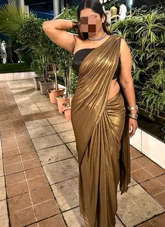 Cam provider - escort in New Delhi Photo 2 of 2