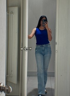 Teena - escort in New Delhi Photo 3 of 3